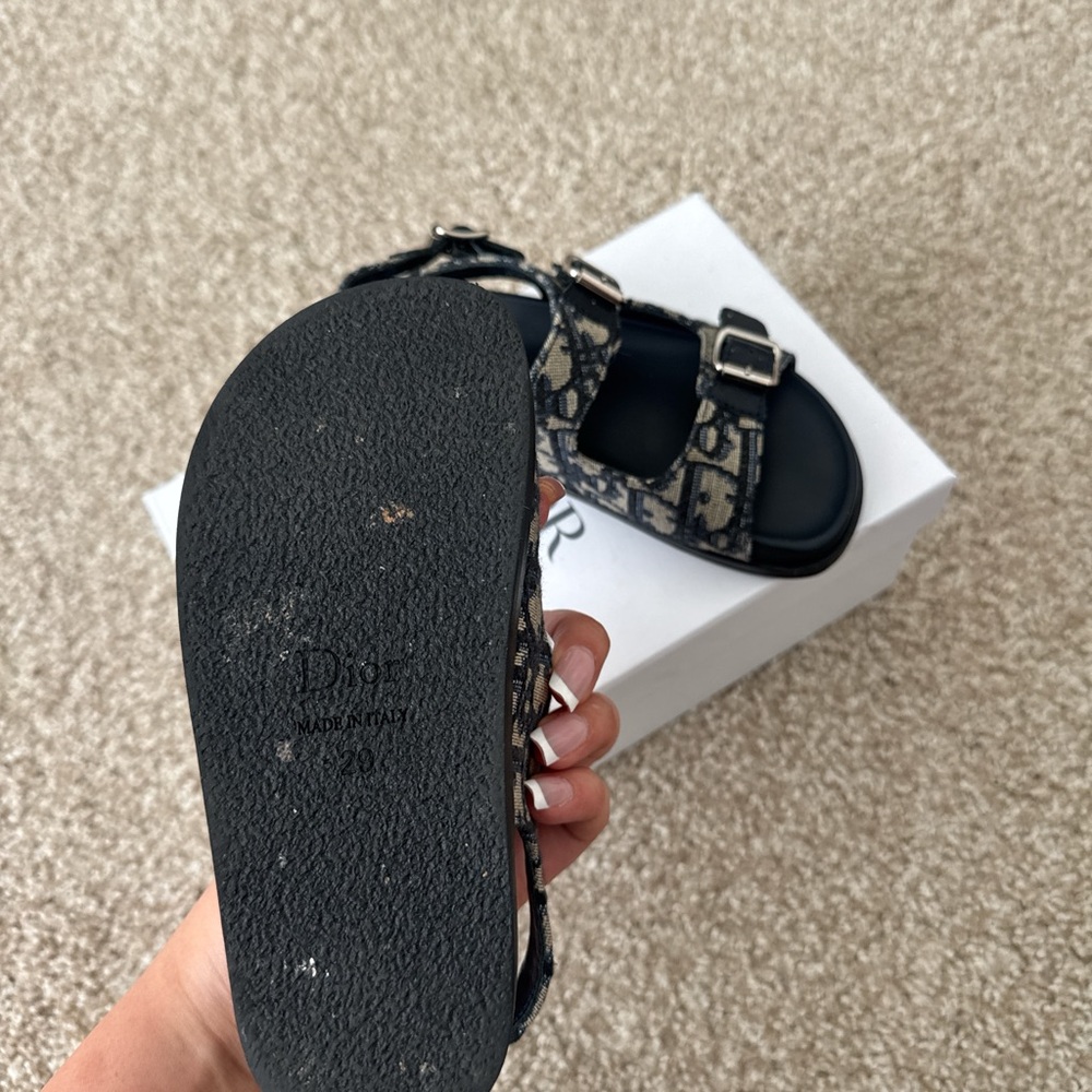 Dior Monogram Sandals - Picture 4 of 6